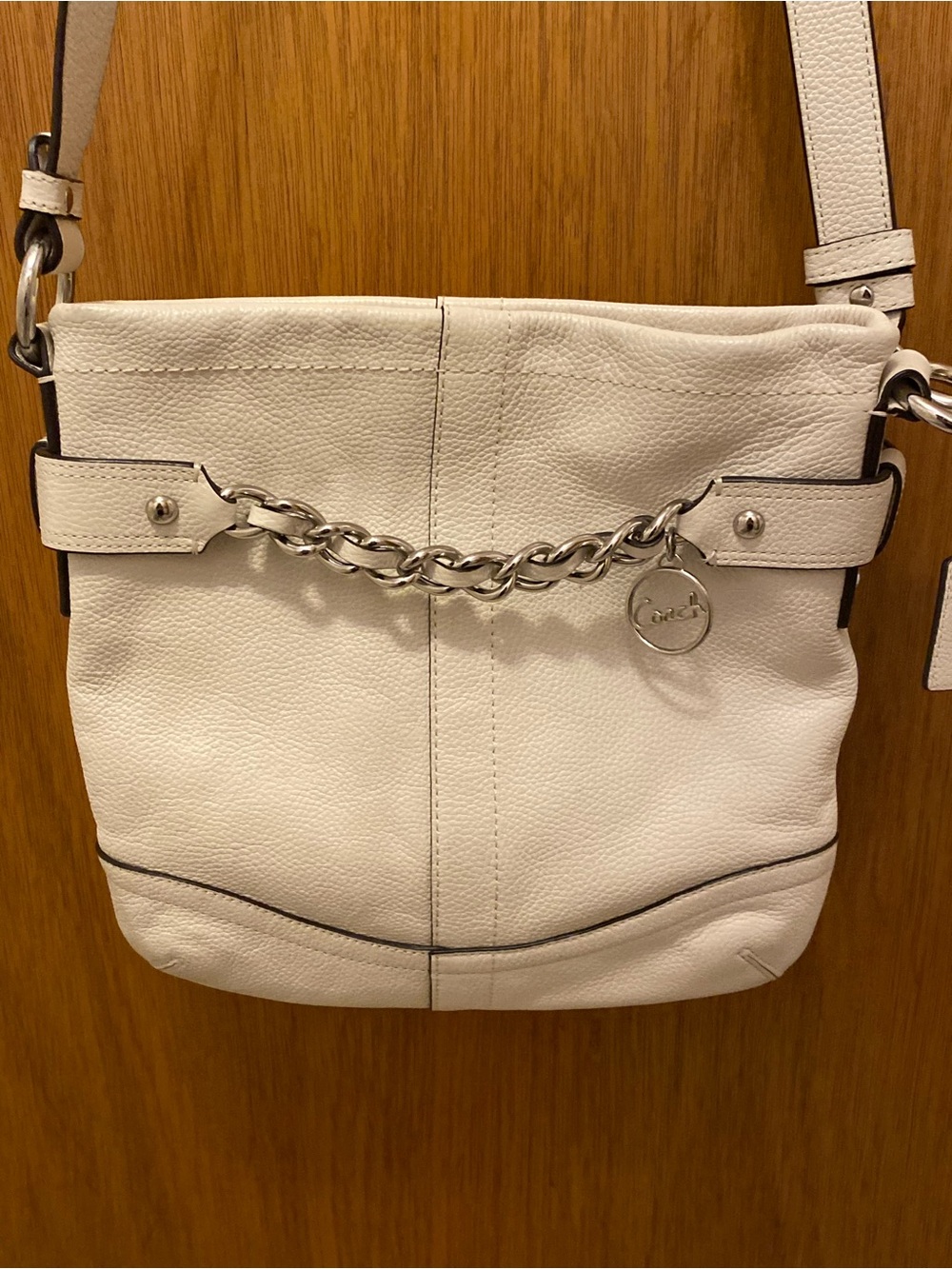 Coach White Leather Shoulder Purse W/Silver Chain Detail